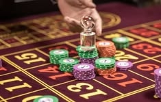 available types of RollXO Casino bet including pre-match live express and system bets